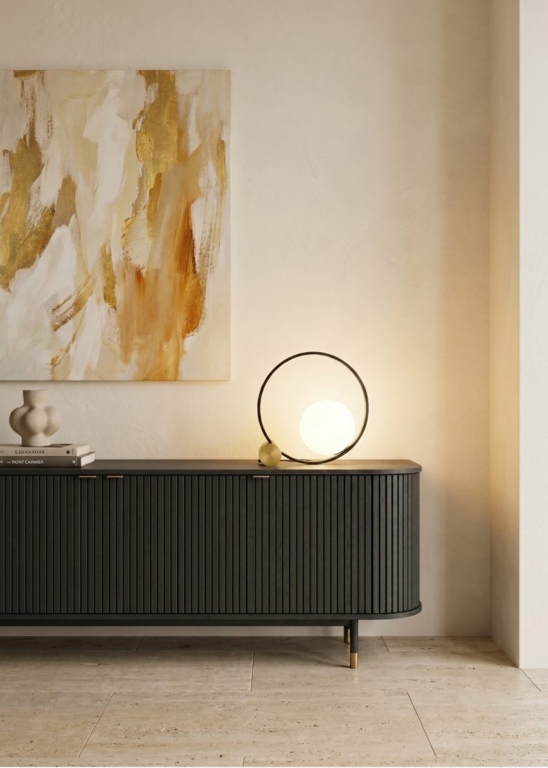 Lampada da tavolo in cristallo bianco e acciaio nero con base in acciaio lucido dorato